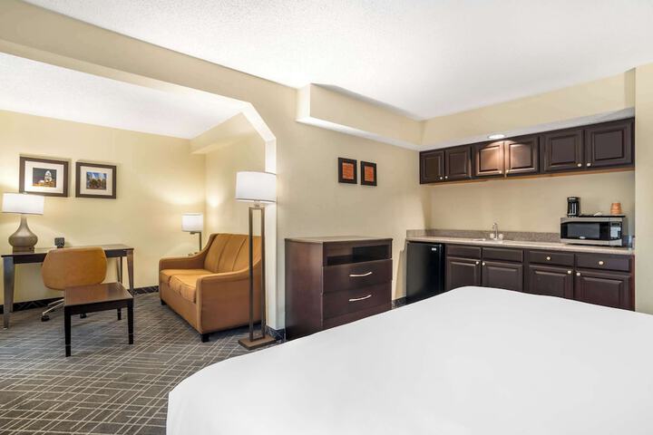 Comfort Inn & Suites Lake Norman