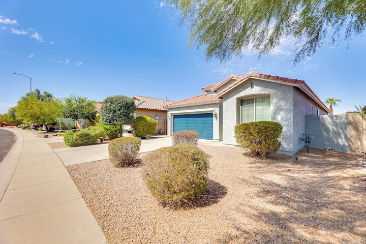 Near Parks & Golf: Maricopa Home w / Covered Patio!