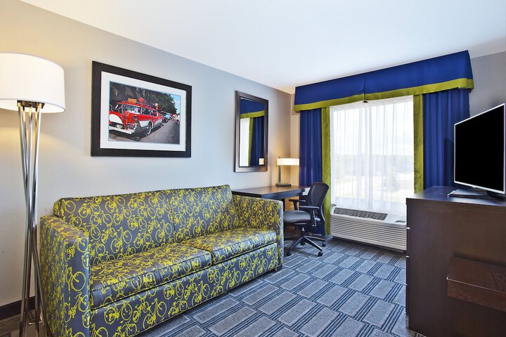 Room 19 of 42
