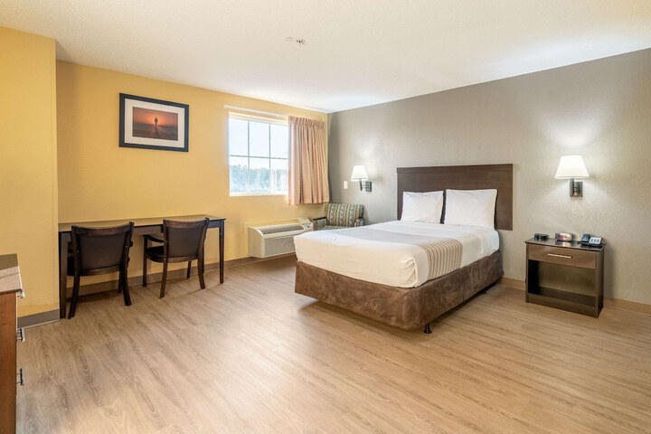 Room 32 of 36