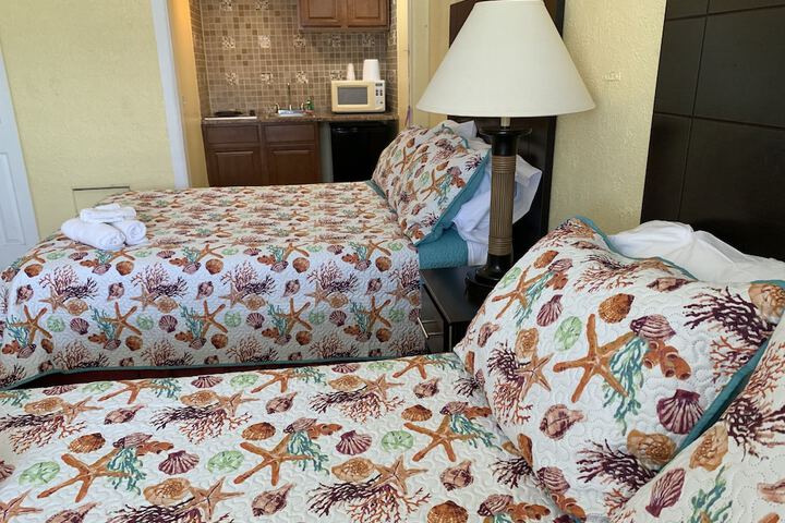 Room 40 of 70