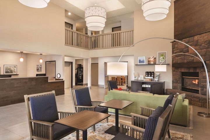 Hotel Interior 10 of 43