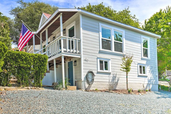 Walk to Main St: Historic Cottage in Sutter Creek