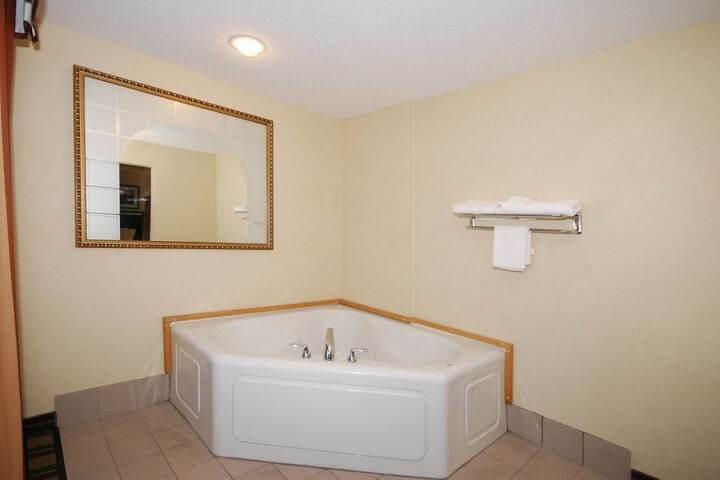 Room 16 of 31