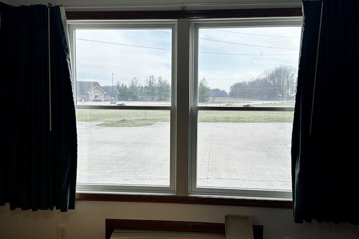 Room 25 of 53