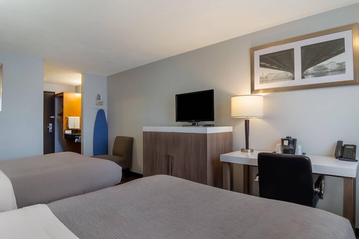 Quality Inn & Suites Silverdale Bangor - Keyport