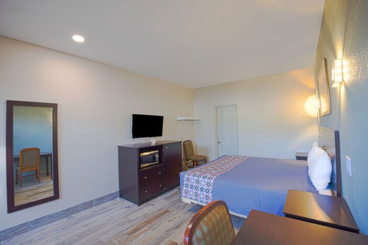 Room 116 of 126