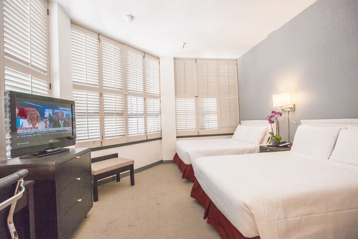 Room 21 of 33