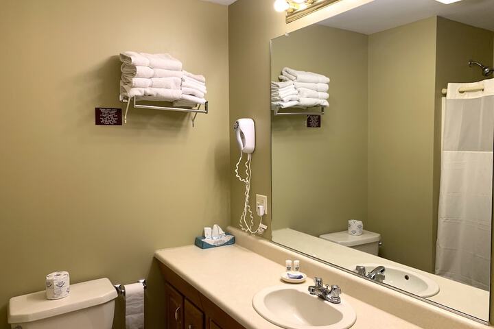 Room 5 of 42