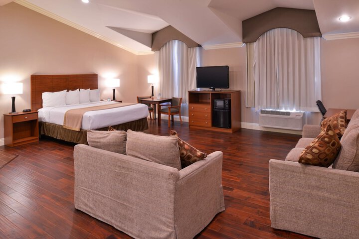 Room 11 of 41