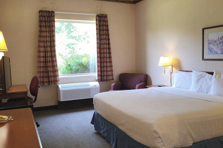 Room 21 of 32