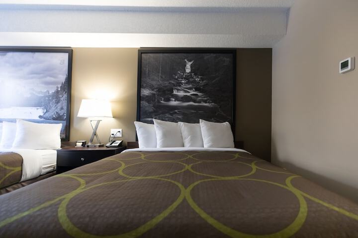 Super 8 by Wyndham Canmore