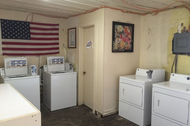 Room 19 of 27