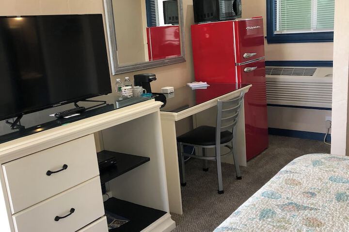 Room 14 of 29