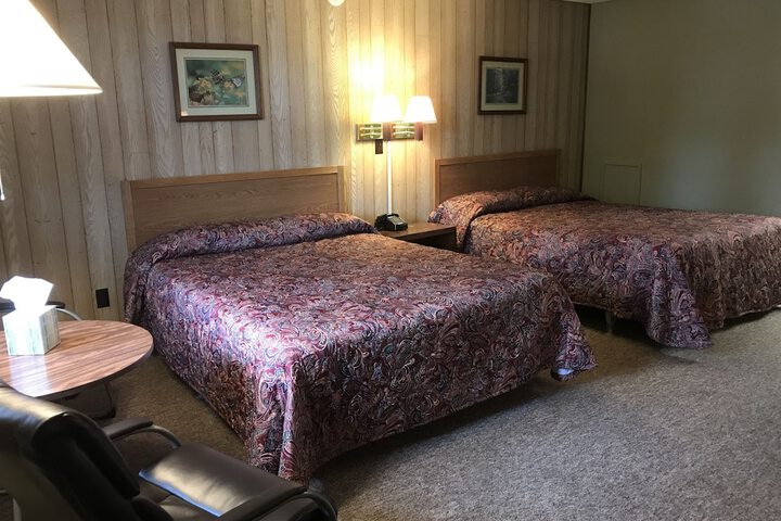 Room 13 of 23