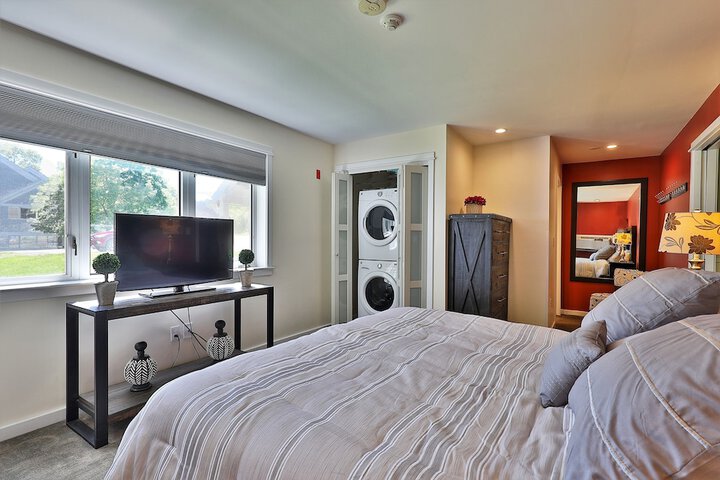 Room 158 of 213