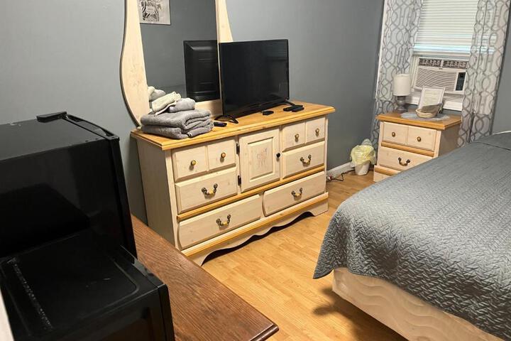 Cozy Apt near BU Lourdes, UHS