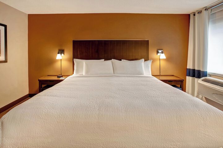Four Points by Sheraton Peoria