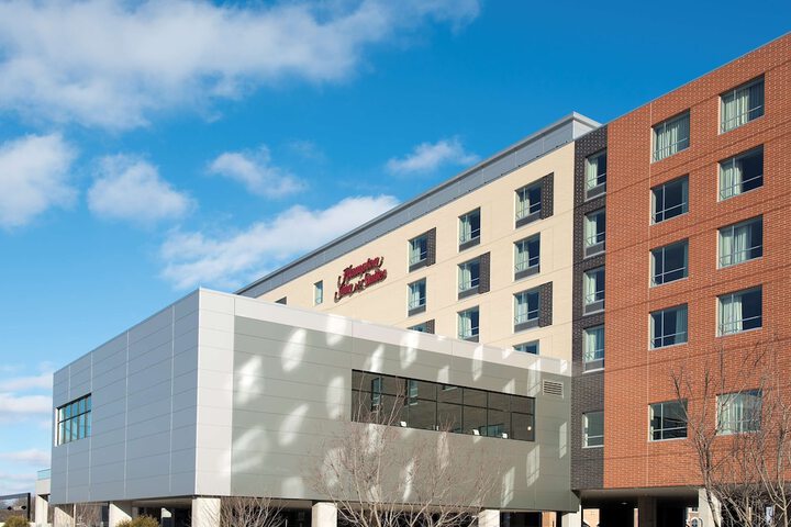 Hotel 4 of 71