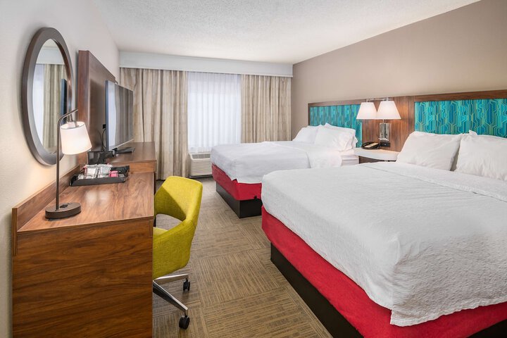 Hampton Inn & Suites Hartford-Manchester