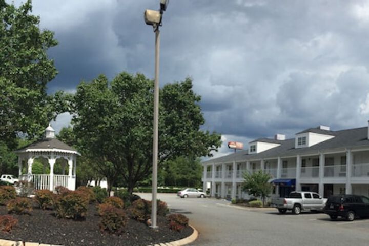 Baymont by Wyndham Anderson Clemson