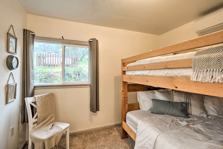 Family Home Near Kings & Sequoia National Parks!
