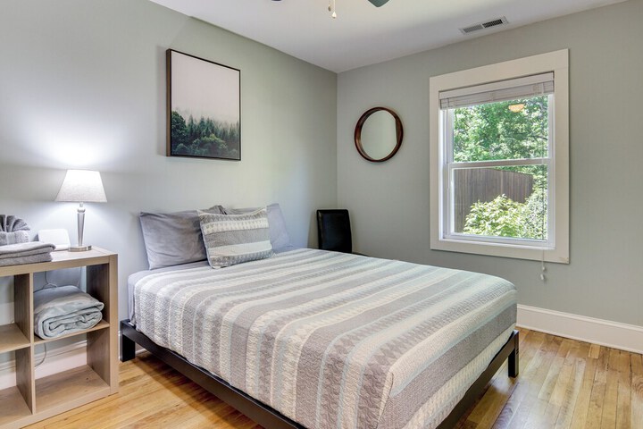 Downtown Brevard Home: Walk to Bars & Breweries!