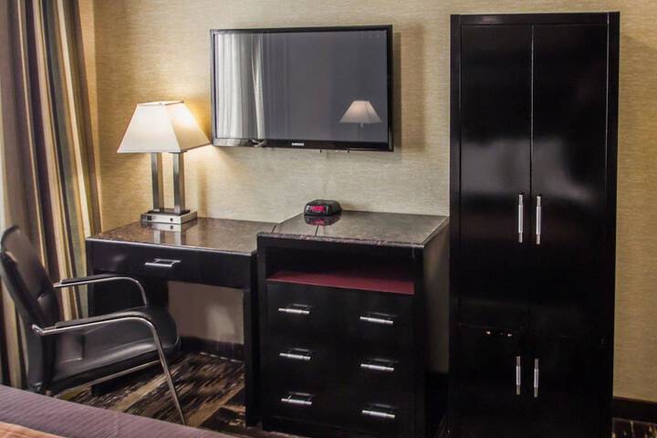 Room 19 of 28