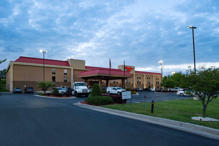 Hotel 2 of 67