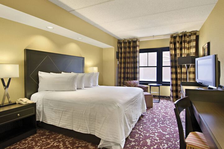 Room 16 of 35