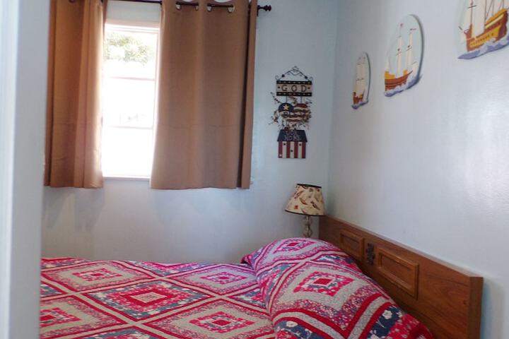 Room 16 of 90