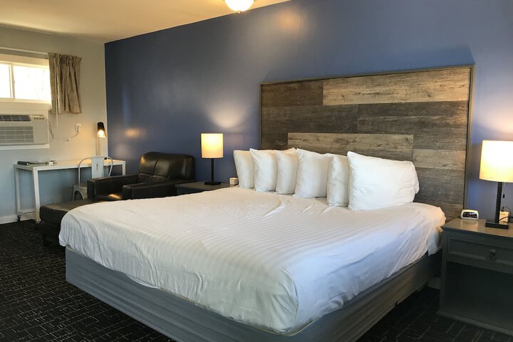 Room 118 of 137