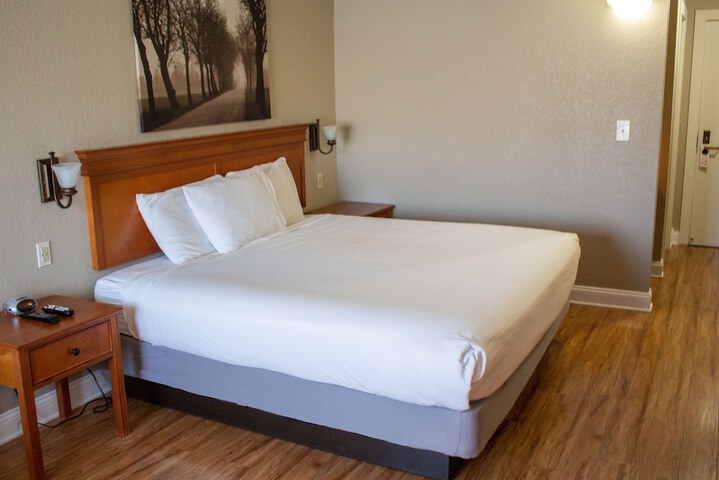 Stratford Inn