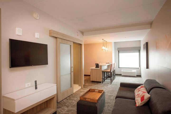 Room 39 of 63