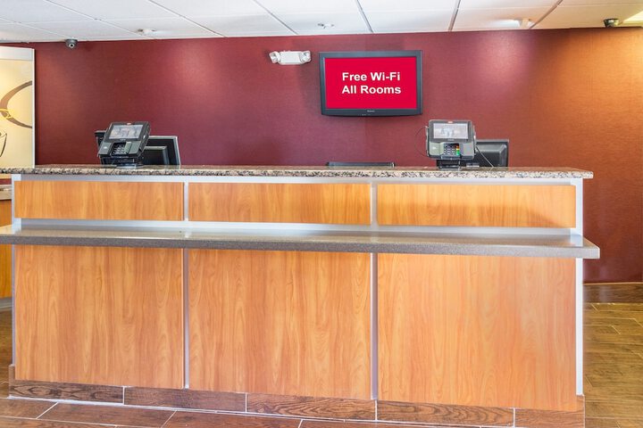 Hotel Interior 9 of 33