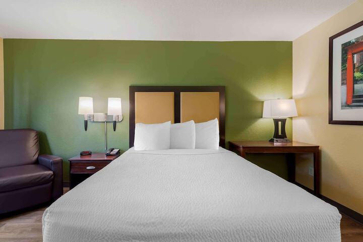 Room 26 of 30