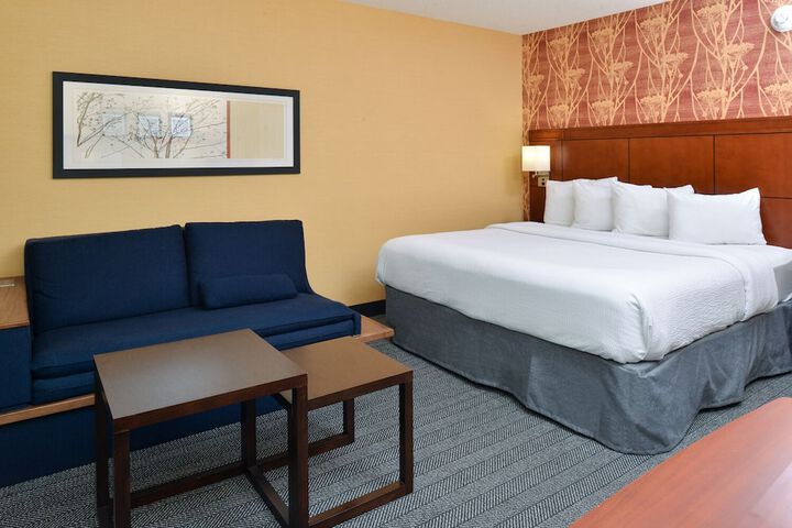 Courtyard by Marriott Detroit Utica