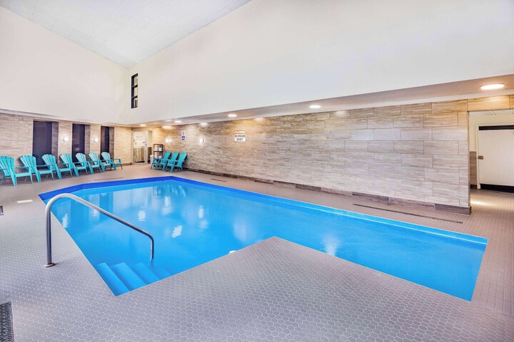 Pool 14 of 95