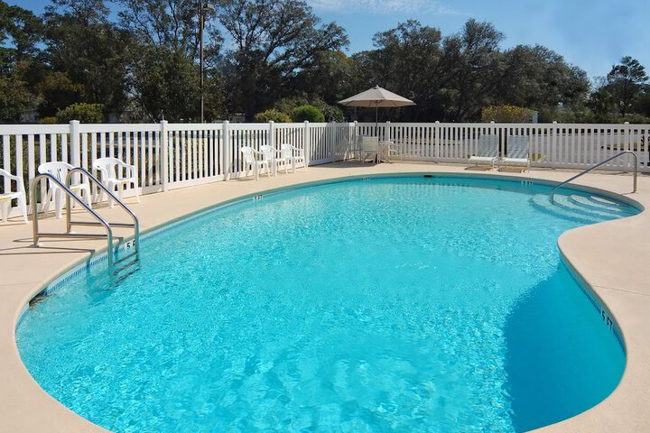 Pool 2 of 14