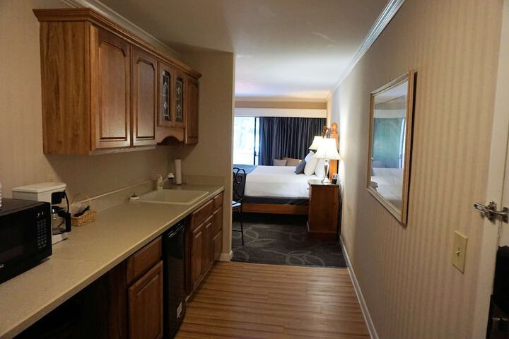 Room 13 of 42