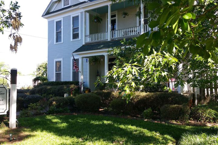 Fig Tree Manor
