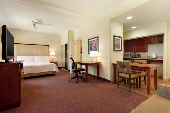 Room 15 of 47