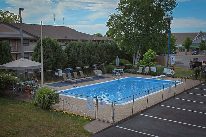 Pool 3 of 50
