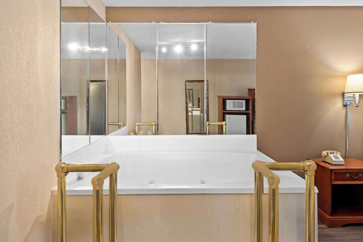 Baymont by Wyndham Lebanon IN