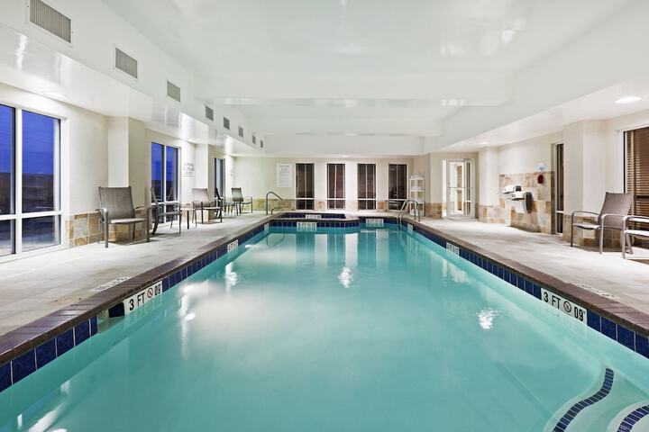 Pool 11 of 51