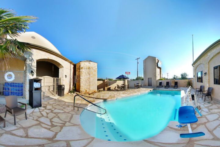 Pool 7 of 52