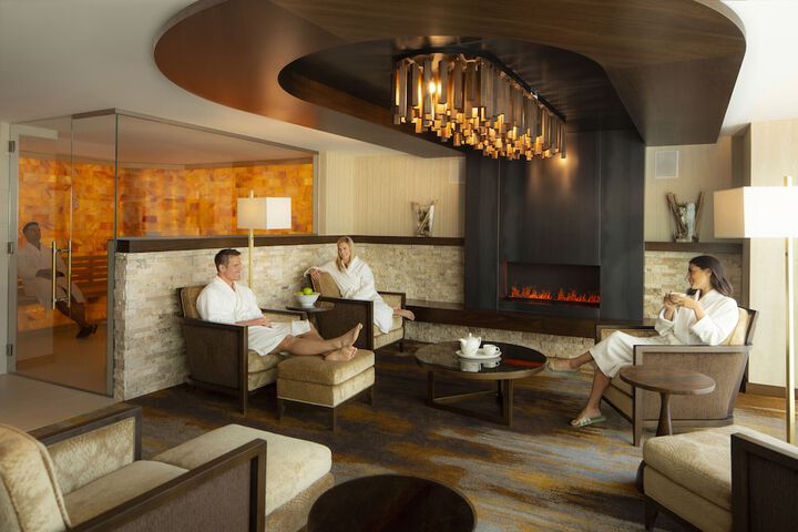 Silver Legacy Reno- a Caesars Rewards Destination