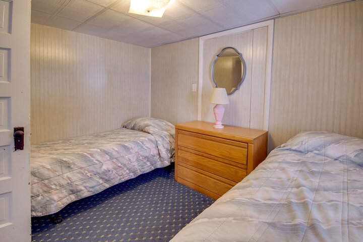 Room 92 of 167