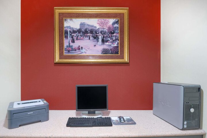 Business Center 22 of 22