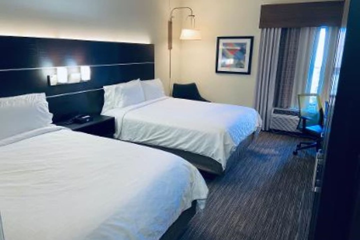 Room 20 of 43